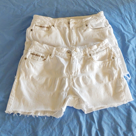 Calvin Klein Jeans Pants - Calvin Klein City Shorts White Denim Cut Offs Size 6 - Set Of 2 - Priced To Sell